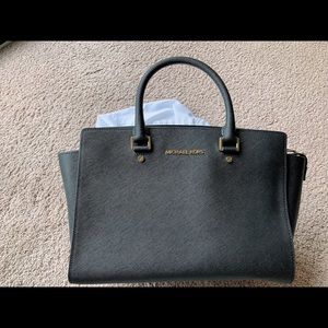 MK selma large handbag
